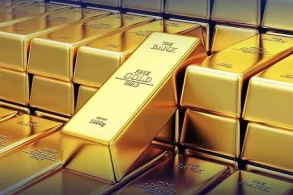 Gold price per tola increases Rs5,700 in Pakistan