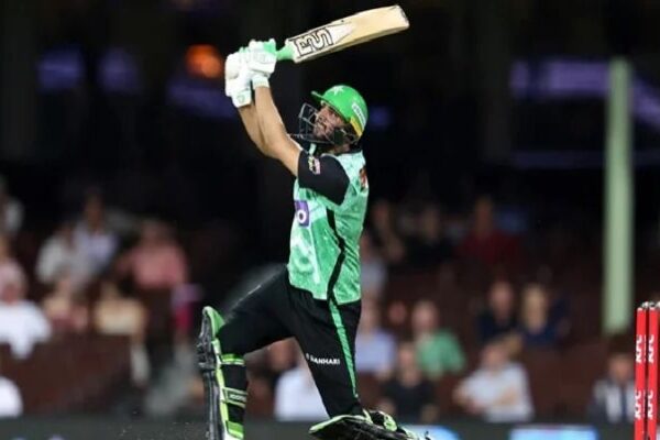 Imad Wasim achieves historic feat in T20 cricket